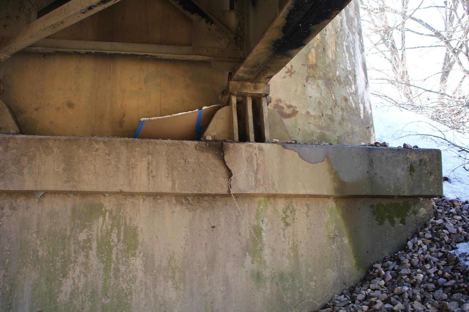 Cracking on south abutment